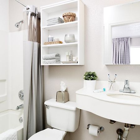 Intown Suites Extended Stay Louisville Ky - Airport Zewnętrze zdjęcie